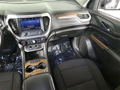 Used 2020 GMC Acadia SLE w/ Driver Convenience Package image 17