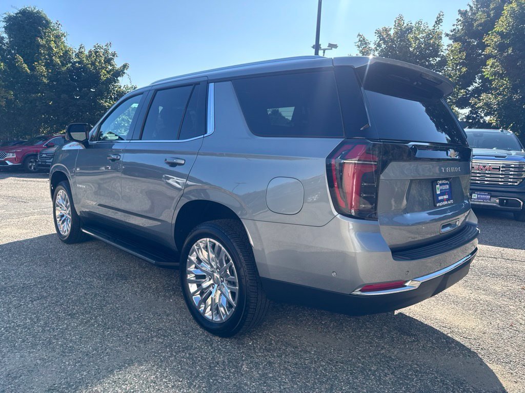Used 2026 Chevrolet Tahoe LS AWD/4WD image 4