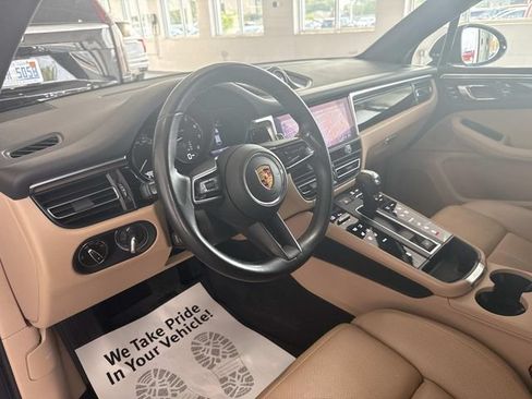 Used 2022 Porsche Macan AWD/4WD image 21