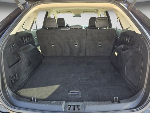 Used 2022 Ford Edge Titanium image 29