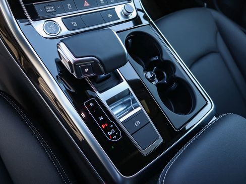 New 2026 Audi Q7 2.0T Premium image 26