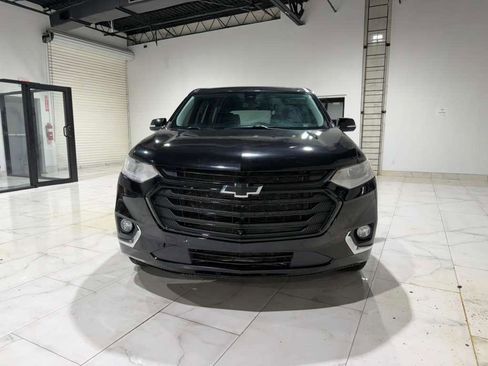 Used 2021 Chevrolet Traverse Premier w/ Redline Edition image 2