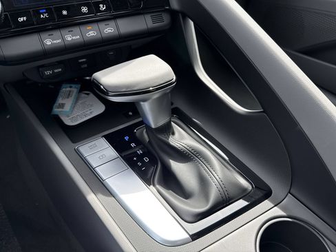 New 2026 Hyundai Elantra Sport FWD image 19