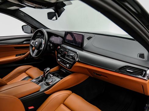 Used 2023 BMW M5 w/ Competition Package AWD/4WD image 49