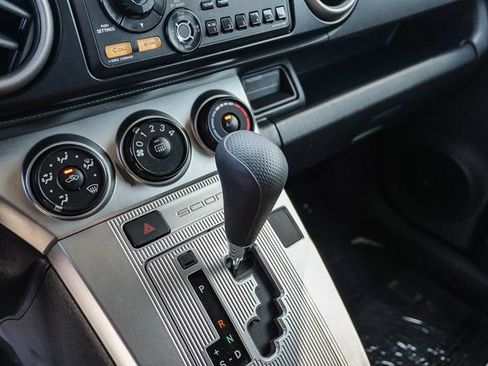 Used 2012 Scion xB FWD image 20