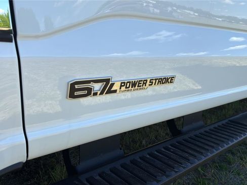 New 2026 Ford F550 4x4 Crew Cab image 23