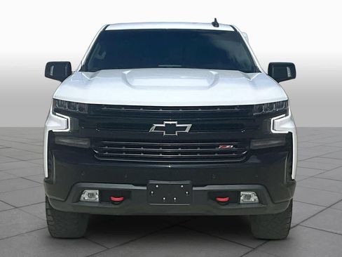 Used 2021 Chevrolet Silverado 1500 LT Trail Boss w/ Convenience Package II AWD/4WD image 3