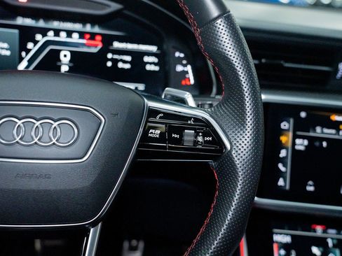 Used 2021 Audi RS 6 w/ Executive Package image 44