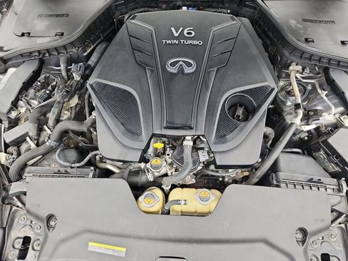 Used 2019 INFINITI Q60 Red Sport 400 image 30