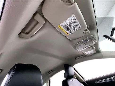 Used 2017 Ford Fusion SE w/ Equipment Group 201A image 20