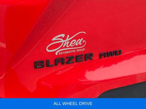 Certified 2024 Chevrolet Blazer LT w/ Convenience Package image 3