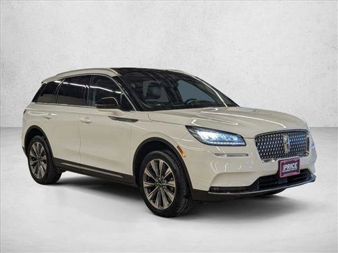 Used 2021 Lincoln Corsair Reserve image 3