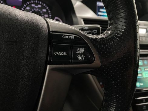 Used 2017 Honda Odyssey EX-L image 18