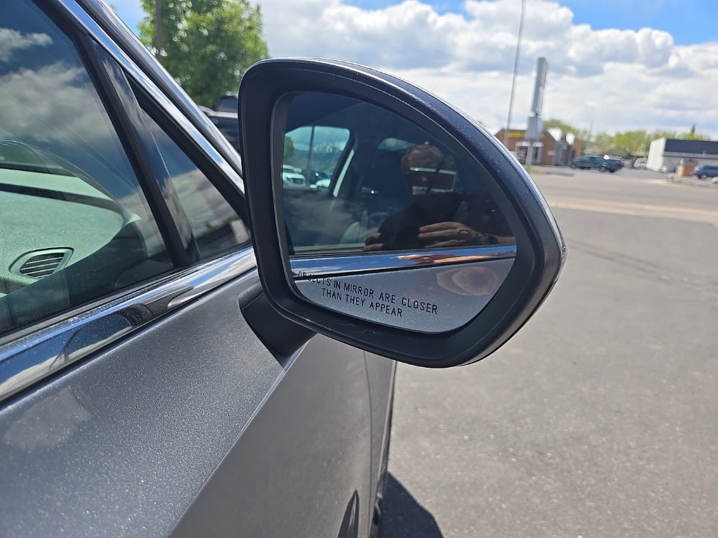 Used 2024 Buick Envision Preferred AWD/4WD image 28