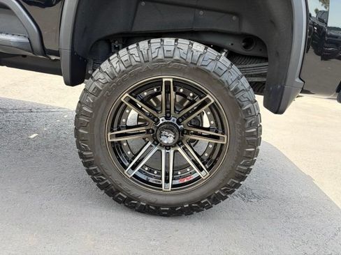 Used 2024 Chevrolet Silverado 2500 Custom w/ Custom Value Package AWD/4WD image 11