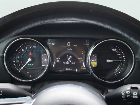 Used 2022 Jeep Wrangler Unlimited Rubicon 4xe w/ Cold Weather Group AWD/4WD image 30