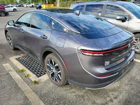 Used 2023 Toyota Crown Limited image 6