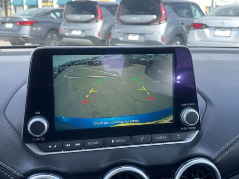 Used 2025 Nissan Sentra SV image 24