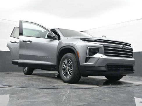 New 2026 Chevrolet Traverse LT w/ Driver Confidence Package image 60