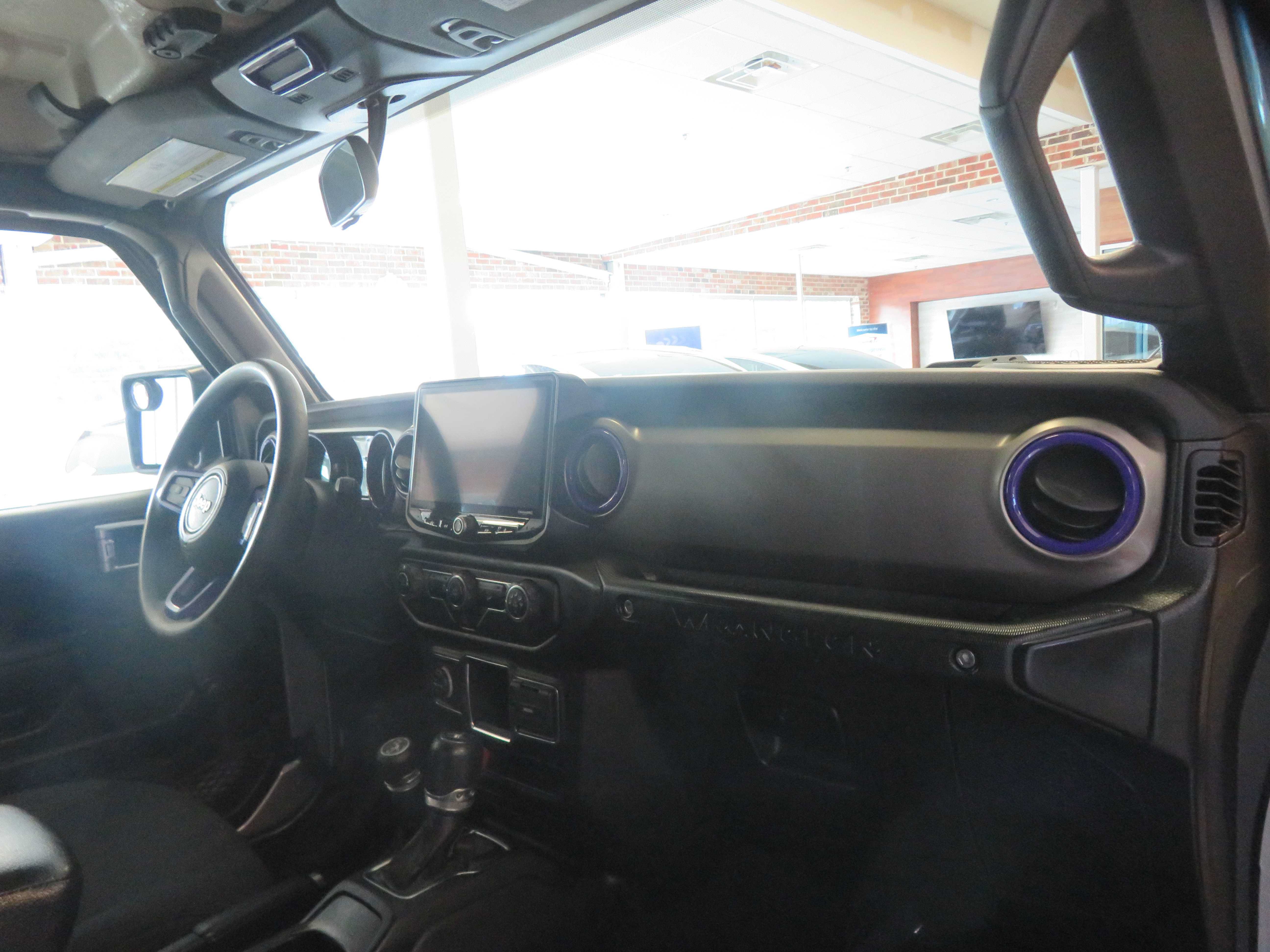 Used 2020 Jeep Wrangler Unlimited Sport AWD/4WD image 28