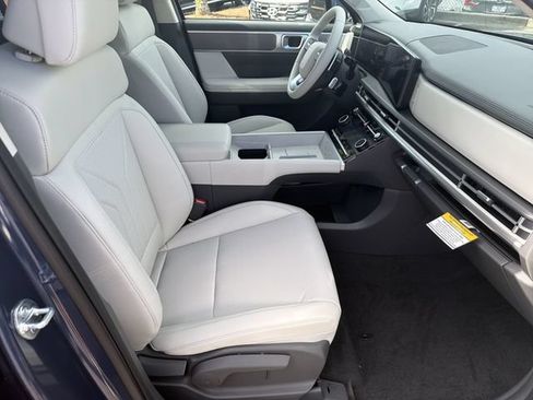 New 2027 Hyundai Santa Fe SEL FWD image 15