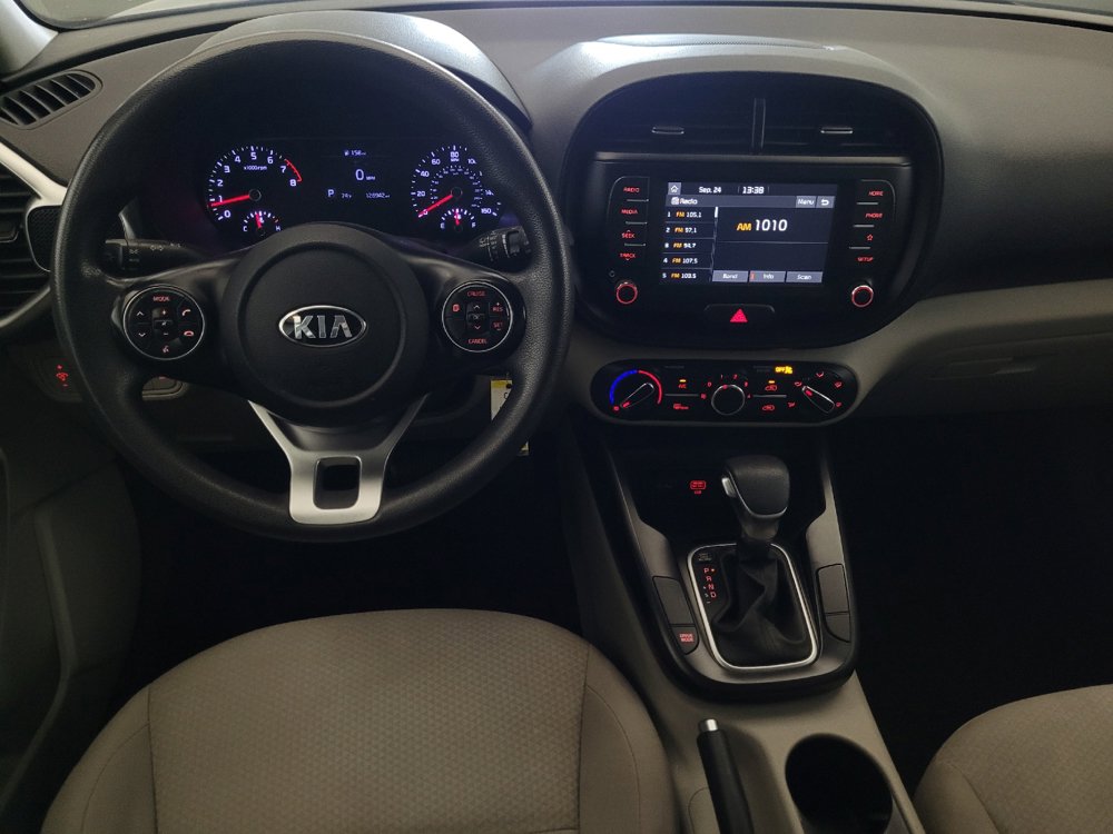 Used 2020 Kia Soul LX FWD image 22