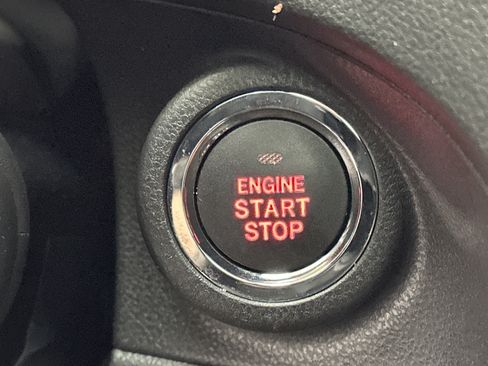 Certified 2025 Subaru Ascent Touring image 32