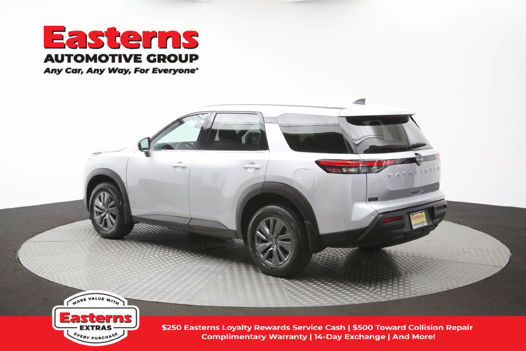 Used 2023 Nissan Pathfinder S AWD/4WD image 63