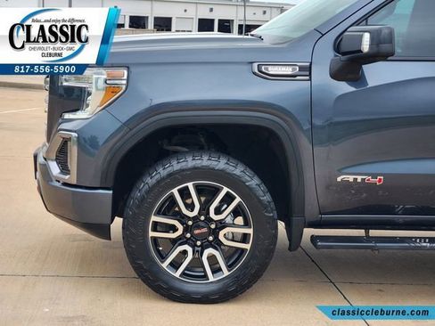 Used 2021 GMC Sierra 1500 AT4 w/ AT4 Preferred Package image 11
