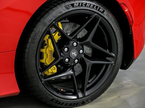 Used 2022 Ferrari F8 Tributo RWD image 19