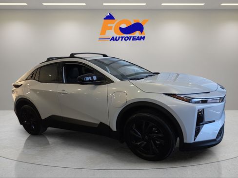 New 2026 Toyota C-HR AWD/4WD image 5