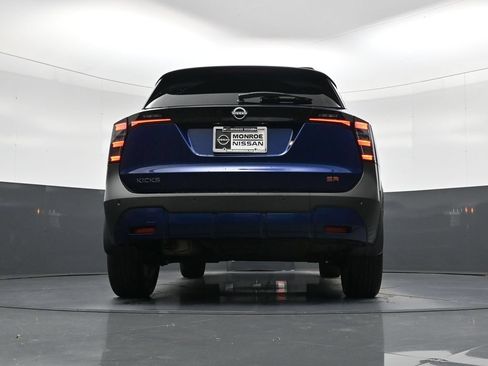 Certified 2025 Nissan Kicks SR FWD image 24