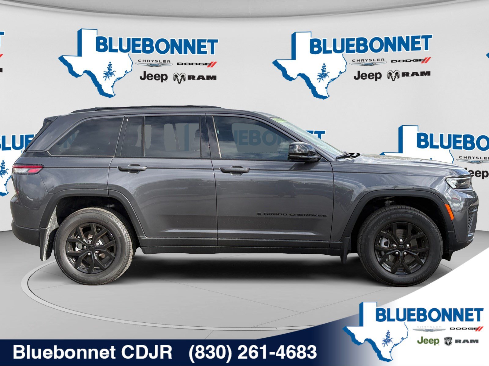 New 2026 Jeep Grand Cherokee Altitude AWD/4WD image 4