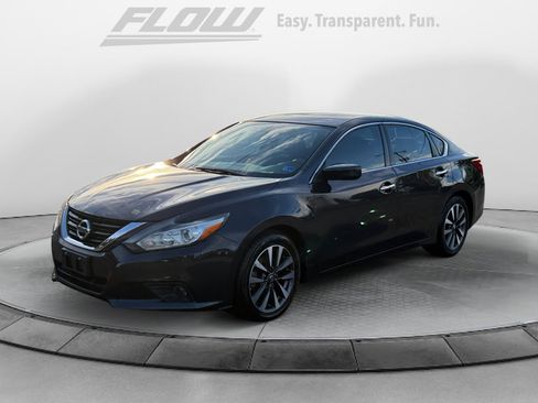 Used 2017 Nissan Altima 2.5 SV FWD image 4