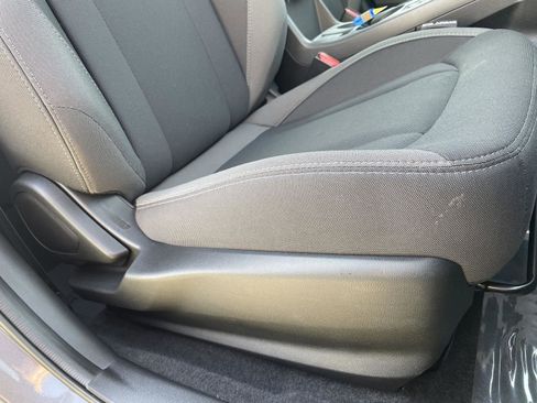 Certified 2025 Subaru Crosstrek 2.0i Premium image 28