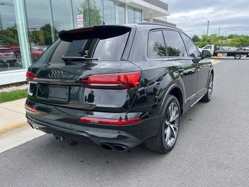 Used 2023 Audi SQ7 Prestige AWD/4WD image 9