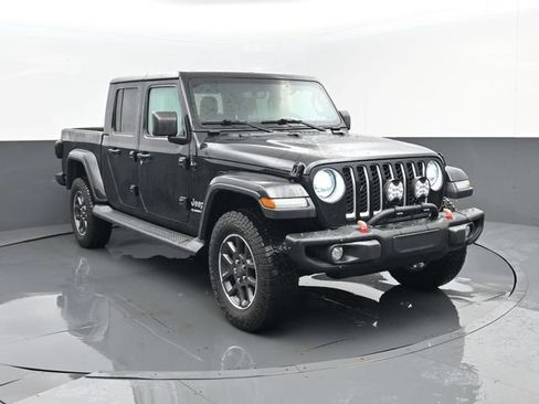 Used 2020 Jeep Gladiator Overland AWD/4WD image 3