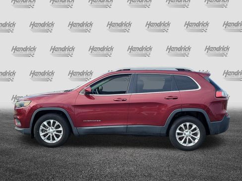 Used 2019 Jeep Cherokee Latitude w/ Popular Appearance Group AWD/4WD image 4