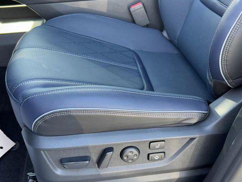 New 2026 INFINITI QX80 SPORT AWD w/ Sport Exterior Package image 17