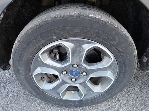 Used 2021 Ford EcoSport S image 12