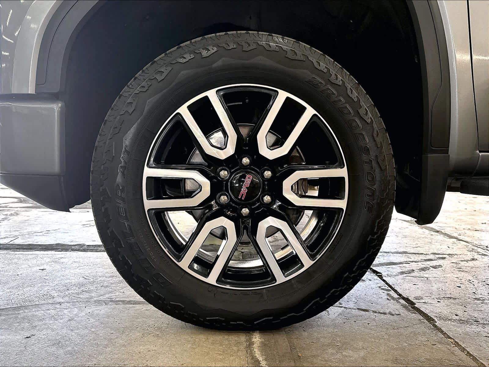 Used 2021 GMC Sierra 1500 AT4 w/ AT4 Preferred Package AWD/4WD image 38
