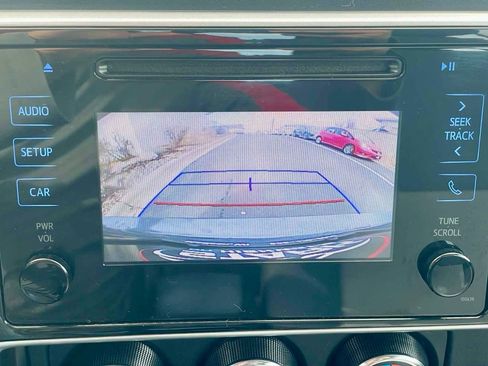 Used 2019 Toyota Corolla L image 24