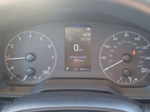 Used 2024 Toyota Corolla LE image 23