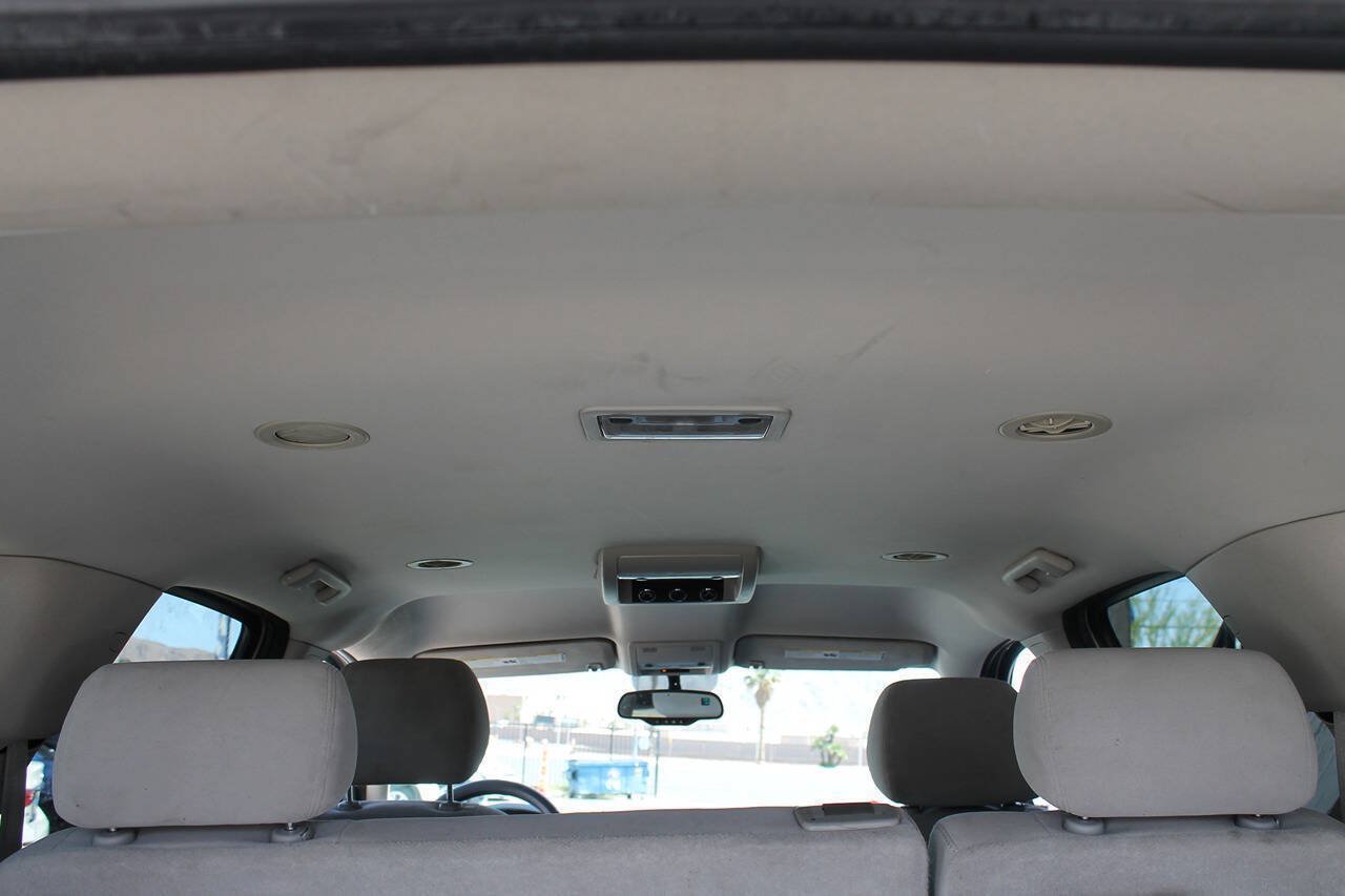 Used 2007 GMC Yukon SLE RWD image 24