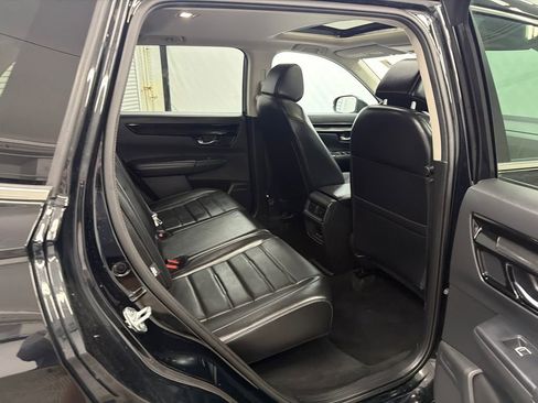 Used 2025 Honda CR-V EX-L image 17