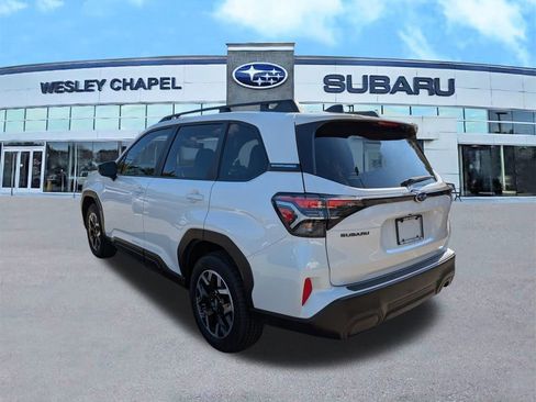 Used 2026 Subaru Forester Premium image 6