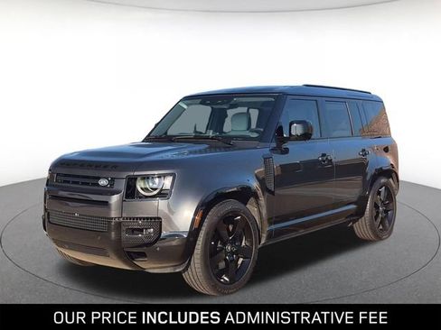 Used 2025 Land Rover Defender 110 X-Dynamic SE AWD/4WD image 1