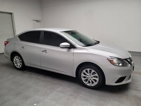Used 2019 Nissan Sentra SV FWD image 11