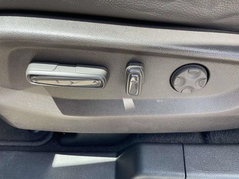 Used 2018 Honda Odyssey Elite image 16