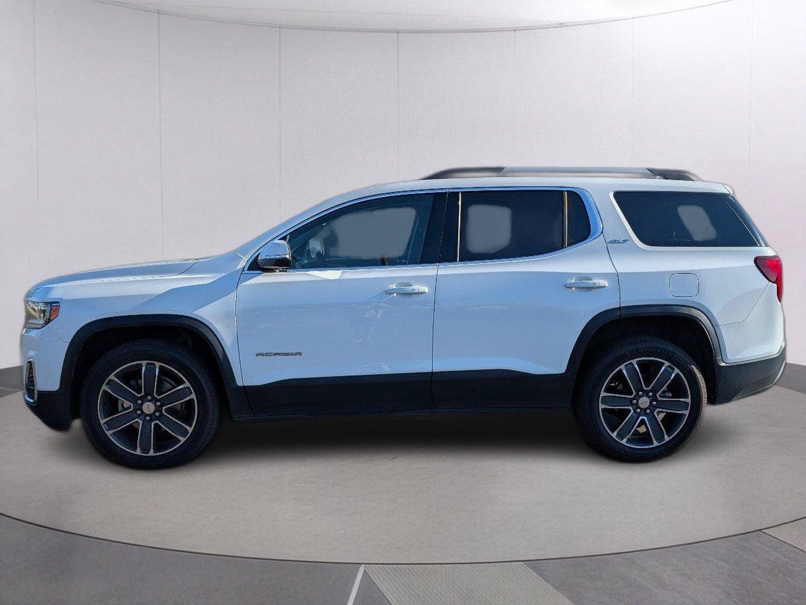 Used 2020 GMC Acadia SLT w/ Premium Package FWD image 2